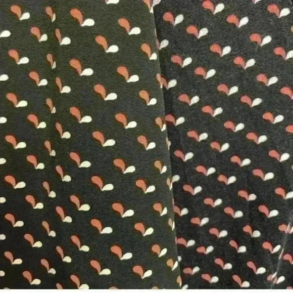 Ann Taylor Long Sleeve Mixed Media Top Size small - Picture 3 of 6